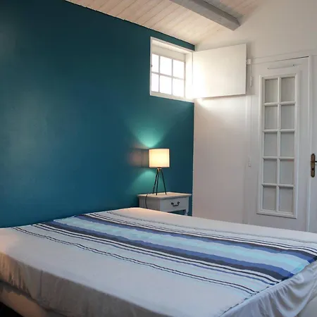 Semesterbostad Maison 2 Pieces 4 Pers A La Cotiniere, Parking, Proche Ocean - Fr-1-246a-95 *
