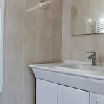 Holiday home Maison 2 Pieces 4 Pers A La Cotiniere, Parking, Proche Ocean - Fr-1-246a-95 *